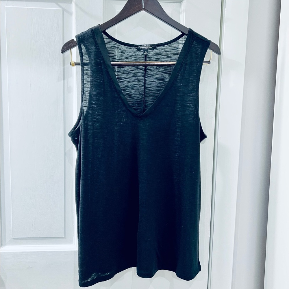 Banana Republic | Black Heather V-Neck Sheer Tank Top - Size XL - GUC